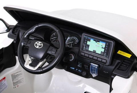 Toyota Hilux na akumulator dla dzieci Biały Pickup + Napęd 4x4 + Pilot + 2 bagażniki Toyota Hilux na akumulator dla dzieci Biały Pickup + Napęd 4x4 + Pilot + 2 bagażniki