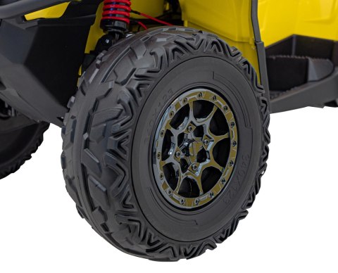 Quad Can Am Outlander ATV Żółty Quad Can Am Outlander ATV Żółty