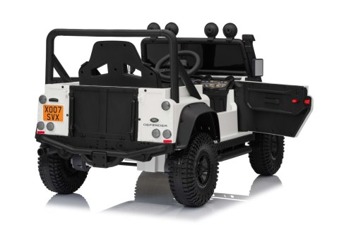 Pojazd Land Rover Defender 110 SVX Concept Biały Pojazd Land Rover Defender 110 SVX Concept Biały